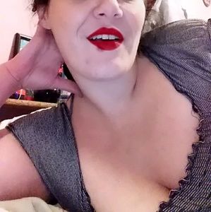 Meet your Posher, Tara